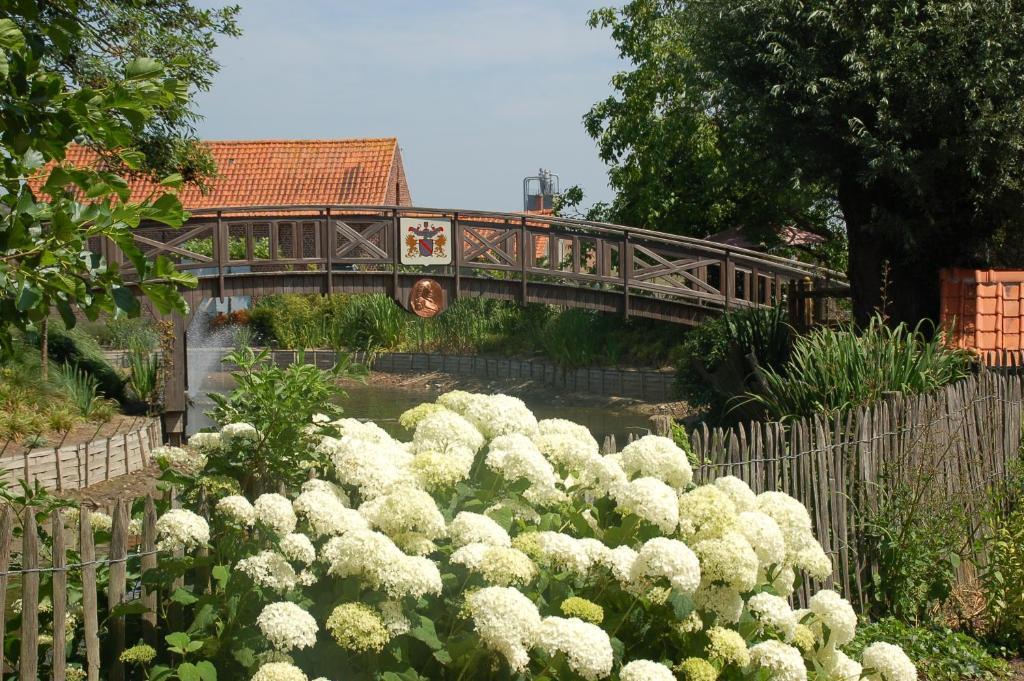 B&B De Rentmeesterhoeve Reningelst Екстер'єр фото