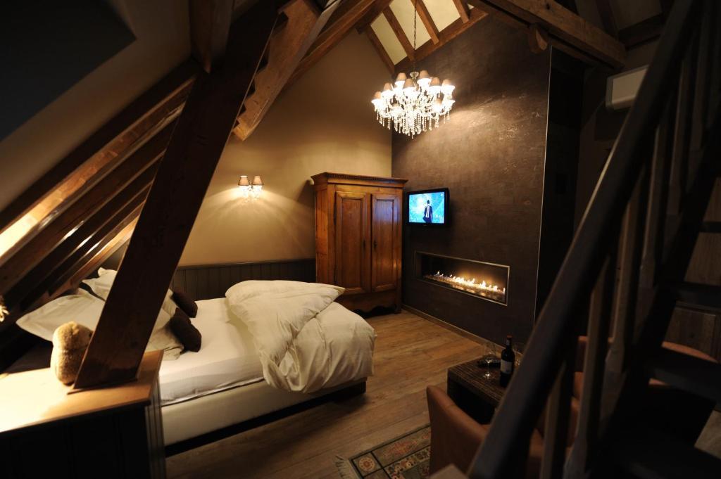 B&B De Rentmeesterhoeve Reningelst Екстер'єр фото